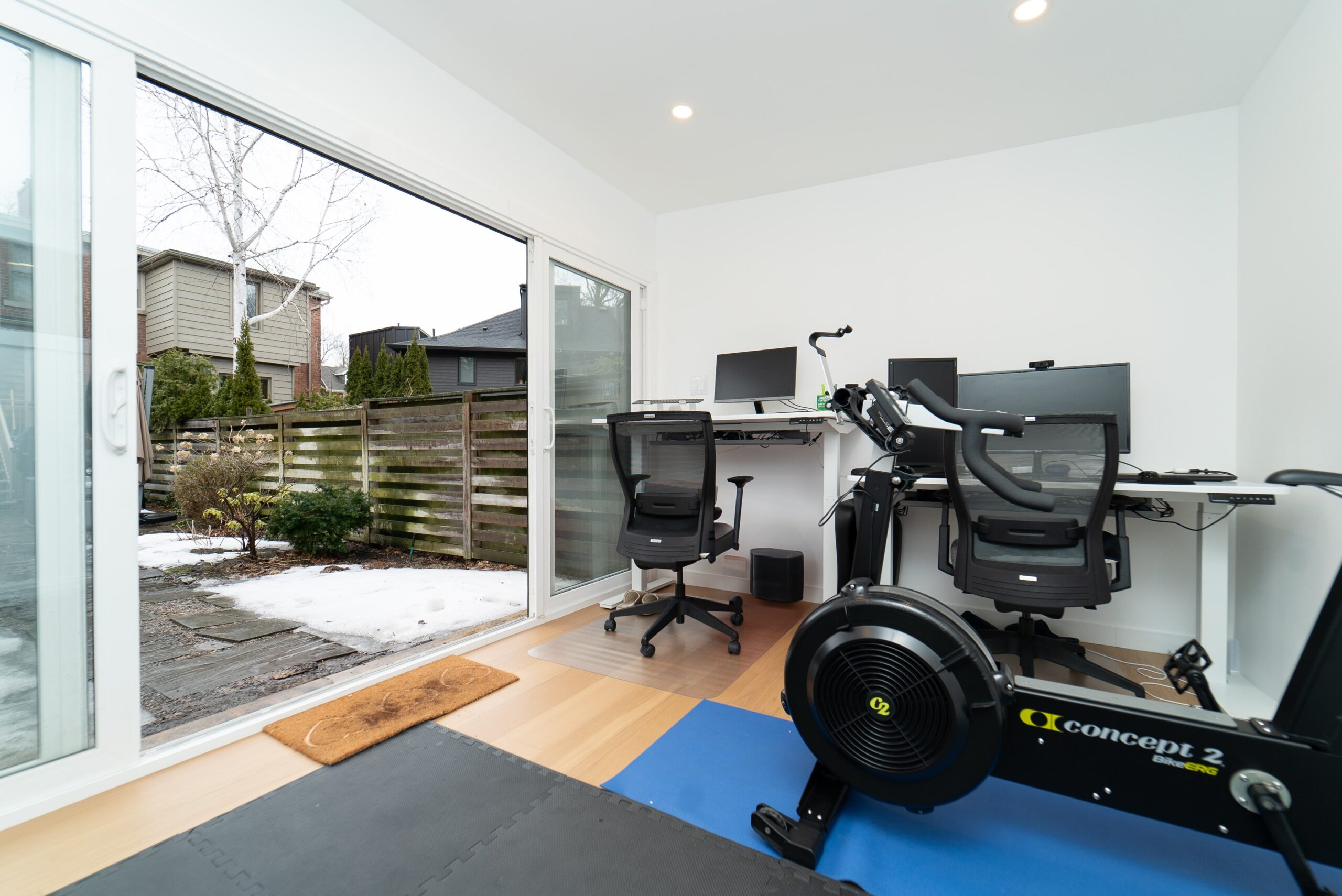Custom backyard studio designed for work, creativity, or relaxation, blending seamlessly with the garden