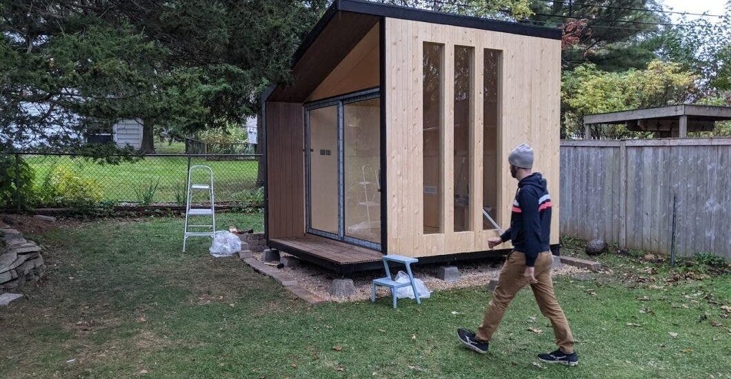 Luxury garden rooms designed for year-round comfort. Elevate your outdoor space with bespoke craftsmanship and modern living.