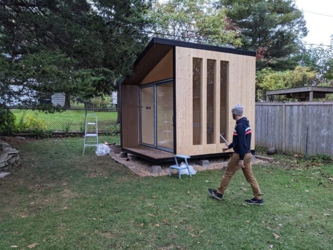 Luxury garden rooms designed for year-round comfort. Elevate your outdoor space with bespoke craftsmanship and modern living.